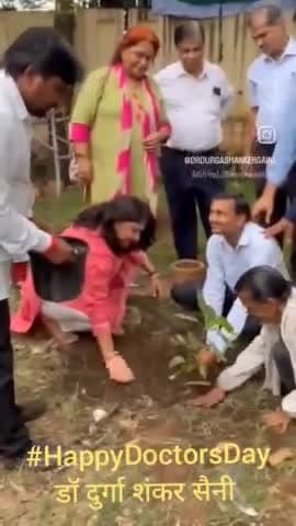 *कोरोना योद्दा देव तुल्य डॉक्टर्स को राष्ट्रीय चिकित्सक दिवस पर बधाई.....!!!!*

*विशेष वीडियो हम भगवान नही सेवक है..!!!*

ईएसआई परिवार व कोटा सेवारत चिकित्सक संघ ने  #डॉक्ट