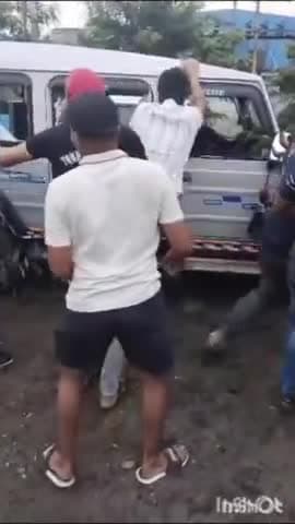 पीथमपुर: JKशराब फैक्ट्री इंडोरामा में ठेकेदार के लोगों और श्रमिकों के बीच मारपीट और वाहन तोड़फोड़ का वीडियो वायरल पीथमपुर में माम