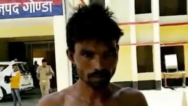 गोंडा: पुलिस कार्यालय पहुंच कहोबा निवासी युवक ने SP से मिलकर पुलिसकर्मियों पर बिना वजह मारने पीटने का लगाया आरोप, की शिकायत