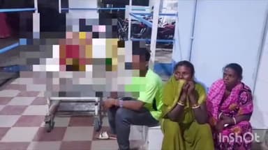 जमुई: दीपाकरहर गांव में वज्रपात से एक महिला की हुई मौत व दूसरी महिला झुलसी, शव को पोस्टमार्टम के लिए लाया गया सदर अस्पताल