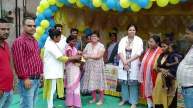 मांडू: पल्स पोलियो अभियान के तहत मांडू प्रखंड के विभिन्न क्षेत्रों में पिलाई गई पोलियो रोधी दवा की खुराक

प