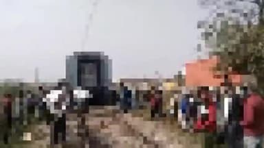 कन्नौज: सरायमीरा में रेलवे ट्रैक पार करते समय बुजुर्ग ट्रेन की चपेट में आया, मौके पर हुई बुजुर्ग की मौत