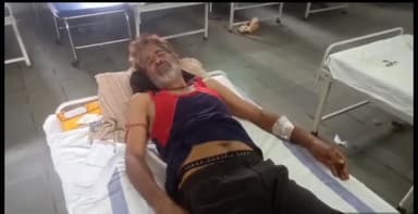 पन्ना: लक्ष्मीपुर में घर के बाहर सो रहे 45 वर्षीय व्यक्ति पर शराब के नशे में घुत युवक ने किया हमला, जिला अस्पताल में भर्ती