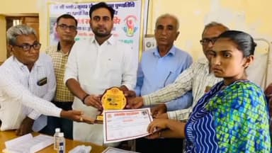 बाड़मेर: बाड़मेर के राजकीय चिकित्सालय के ब्लड बैंक में विशाल रक्तदान शिविर का किया गया आयोजन, युवाओं ने बढ़ चढ़कर लिया भाग