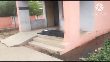 ललितपुर: टोड़ी के पास फसल की बुवाई के लिए जा रहे 3 किसानों की ट्रैक्टर पलटने से हुई मौत, पीएम के लिए शव पहुंचे जिला अस्पताल