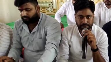 रायसेन: दशहरा मैदान स्थित एक निजी गार्डन में युवक कांग्रेस के प्रदेश संगठन महामंत्री ने की प्रेस वार्ता, दिखाया समृद्धि कार्ड