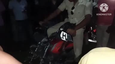 बहादुरगंज: एलआरपी चौक के समीप मोटरसाइकिल अनियंत्रित होकर टेम्पो से जा टकराई,मोटरसाइकिल चालक हुआ घायल