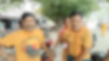 धनौरा: गजरौला थाना क्षेत्र के एक गांव में युवक युवती को प्रेम जाल में फंसा कर हुआ फरार युवती के परिजनों ने युवक के परिवार पीटा