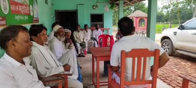 कोचाधामन: कठामठा में विधायक सह सत्तारूढ़ दल के सचेतक इजहार अशफ़ी ने लगाया जनता दरबार,सुनी लोगों की समस्याएं