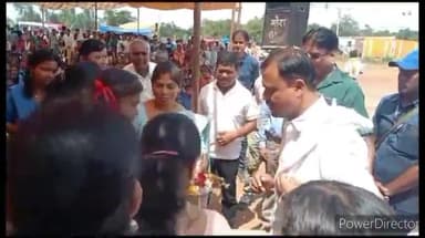 जगदलपुर: सिंघनपुर में पहुंचे बस्तर सांसद दीपक बैज ने लाखों के विकास कार्यों का किया भूमिपूजन, सांसद का हुआ भव्य स्वागत