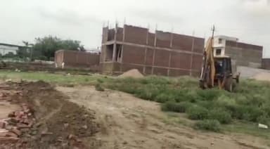 प्रयागराज: धूमनगंज क्षेत्र में दो लोगों द्वारा की गई 13 बीघे की अवैध प्लाटिंग पर PDA द्वारा की गई कार्रवाई