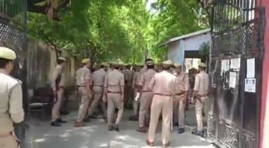 इटावा: सदर क्षेत्र में अधिवक्ता की मां की जंजीर लूटने के मामले में 9 वर्ष बाद कोर्ट ने दो आरोपियों को सुनाई पांच 5 वर्ष की सजा