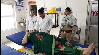 इटावा: न्यू तुलसी नगर में मामूली बात को लेकर पड़ोसी ने महिला को मारपीट कर किया घायल पुलिस मेडिकल करा जांच में जुटी