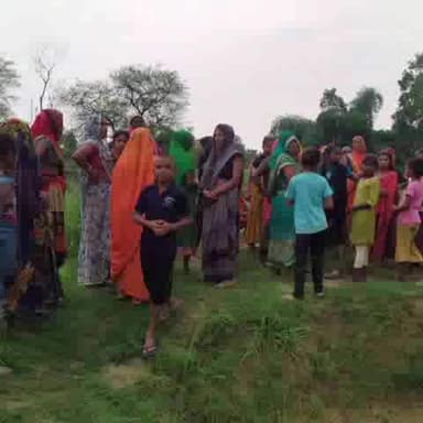 सलोन: डीह थाना क्षेत्र के पूरे गड़रियन मजरे गोयरा गांव में आकाशीय बिजली गिरने से बच्चे की मौत, सूचना पर पहुंचे एसडीएम