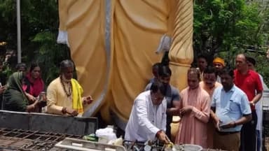 हुज़ूर: नव गृह मंदिर वार्ड-27 में छत के निर्माण कार्य का कांग्रेस विधायक पीसी शर्मा ने किया भूमिपूजन