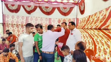 तिल्दा: करमंदा में युवा सम्मेलन का आयोजन, काफी संख्या में जनप्रतिनिधि व युवा हुए उपस्थित