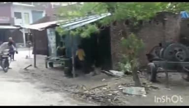 प्रतापगढ़: सराय हरिनारायण गांव में हनुमान मंदिर की जमीन पर दबंग कर रहे हैं कब्जा, ग्रामीणों ने एसपी से की मामले की शिकायत