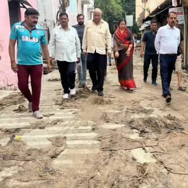 सागर नगर: महापौर संगीता तिवारी ने रामबाग मंदिर से मोती नगर थाने तक निर्माणाधीन सड़क निर्माण कार्य का किया निरीक्षण
