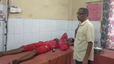 इकौना: कस्बे के टीचर कॉलोनी मोड़ के पास ई-रिक्शा ने बाइक सवार को मारी टक्कर, हादसे में 2 लोग हुए घायल