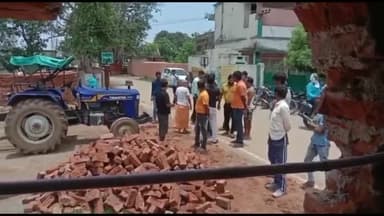 कटकमदाग: ग्राम सिरसी में जबरन जमीन कब्जा करने को लेकर थाना में दिया गया आवेदन