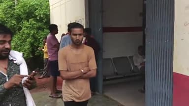 मऊरानीपुर: दुगारा मोटरसाइकिल सवार एक युवक सड़क हादसे का हुआ शिकार,हालत गंभीर झांसी रिफर।