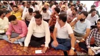 जगाधरी: अपनी मांगों को लेकर के क्लर्क का धरना लघु सचिवालय पर तीसरे दिन जारी सरकार के खिलाफ किया प्रदर्शन