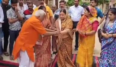 ग्वालियर गिर्द: वार्ड क्रमांक 20 में महापौर ने मेयर निधि से ₹64 लाख की लागत से बनने वाली सड़क के लिए किया भूमिपूजन