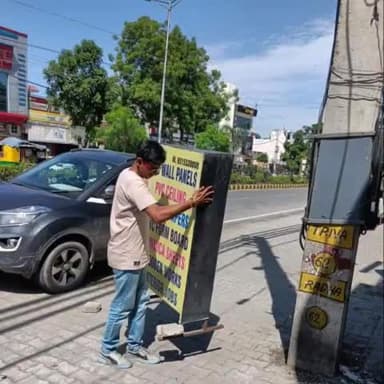 जगाधरी: नगर निगम की ओर से वर्कशॉप रोड व जगाधरी रोड पर चलाया गया अतिक्रमण हटाओ अभियान