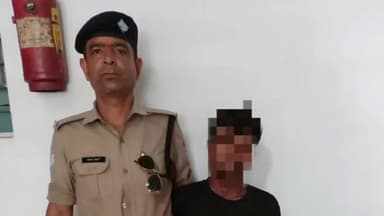 हरिद्वार: ज्वालापुर कोतवाली पुलिस ने नाजायज चाकू के साथ एक अभियुक्त को ज्वालापुर क्षेत्र से किया गिरफ्तार