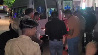 फिरोज़ाबाद: गांव जरौली कला कट के समीप पुलिस और बदमाशों के बीच हुई मुठभेड़, एक बदमाश पैर में गोली लगने से हुआ घायल