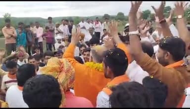 @आज सिरोंज लटेरी विधानसभा के विधायक उमाकंत शर्मा जी ने  लटेरी के ग्रमिण क्षेत्र में भ्रमण किया लोगों की समस्या सुनी