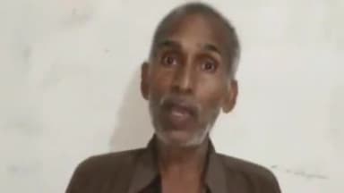 बिहपुर: लत्तीपुर बिहपुर के एक किसान का चोरी-छिपे शीशम का पेड़ काटा ।
पीड़ित ने थाने में दी तहरीर।