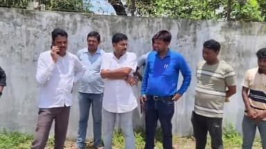 पूर्णिया पूर्व: लोगों की शिकायत पर गुलाबबाग पहुंची महापौर, जल-निकासी की व्यवस्था सुनिश्चित करवाई