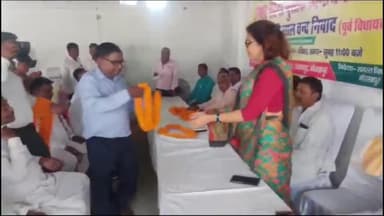 गोरखपुर: निषाद चेतना पुस्तक का बेतियाहाता स्थित निषाद मंदिर में हुआ विमोचन, पूर्व मेयर प्रत्याशी ने कहा-समाज के प्रति हूं समर्पित