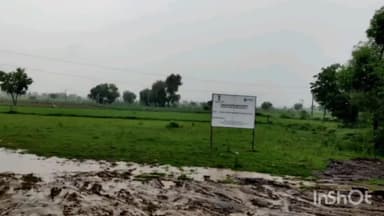 मनेठी: जिले के गांव भालखी-माजरा स्थित प्रस्तावित एम्स की जमीन का सहकारिता मंत्री डॉक्टर बनवारी लाल ने किया निरीक्षण