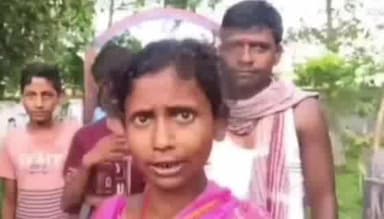 जलालगढ़: मथुरा नगर हरिशचंद्रपुर में चोरी के मामले में दो युवकों को पकड़कर ग्रामीण लाये थाना, नहीं हुआ मामला दर्ज