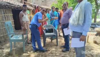 विभूतिपुर: साखमोहन गांव में शिविर लगाकर बीडीओ ने 24 लाभुकों के बीच ₹2.88 लाख प्रोत्साहन राशि किया वितरित