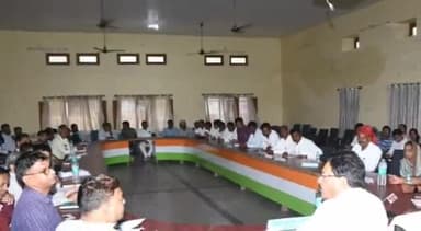 छोटीसादड़ी: पंचायत समिति में साधारण सभा की बैठक आयोजित, 167 कार्य में से केवल 65 कार्य पूर्ण होने पर मंत्री आंजना नाराज