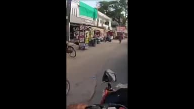 उन्नाव: सदर कोतवाली क्षेत्र में बिना हेलमेट लगाए वाहन चलाने का और अभद्र भाषा का प्रयोग करते हुए सिपाही का वीडियो हुआ वायरल