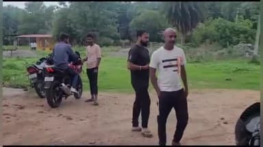 झांसी: डोंगरी बांध मे मछली पकड़ने गया रेलवे कॉलोनी निवासी युवक की डूबने से हुई मौत, पुलिस ने शव पोस्टमार्टम को भेजा