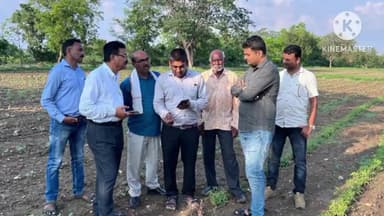 समुद्रपूर: मोहगांव येथे महसूल विभागाच्या वतीने पिक नोंदणी जनजागृती, शेतकऱ्यांना प्रत्यक्ष शेतावर दाखविण्यात आले प्रात्यक्षिक