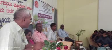 ಶಿರಹಟ್ಟಿ: ಕುಟುಂಬ ಯೋಜನೆಯನ್ನು ಅಳವಡಿಸಿಕೊಳ್ಳಲು ಪ್ರತಿಜ್ಞೆ ಮಾಡೋಣ: ಶಿರಹಟ್ಟಿಯಲ್ಲಿ ಆರೋಗ್ಯ ಇಲಾಖೆಯ ಜಗದೀಶ್ ಕೋಡಿಹಳ್ಳಿ