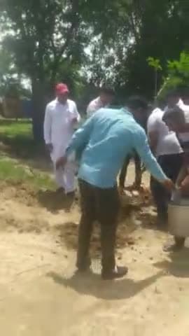 इसराना: जौधन कंला गांव मे किसान भवन के प्रधान दवेंद्र जागलान ने 11 पौधे लगा पर्यावरण संरक्षण का दिया संदेश