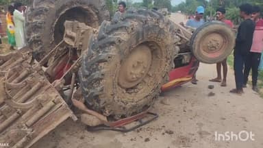 सुकमा: पोलमपल्ली में एंबुलेंस और ट्रैक्टर में हुई टक्कर सड़क दुर्घटना में 2 लोग हुए घायल अस्पताल में हुआ इलाज