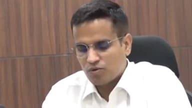 हिसार: डीसी ने ज़िले बाढ़ नियंत्रण प्रबंध के निर्देश, बोट, लाइफ जैकेट, टेंट व पंपसेट का भी टेक इंतजाम