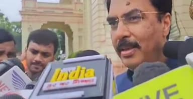 पटना ग्रामीण: बिहार विधानसभा परिसर में भाजपा विधायक संजय सरावगी ने कहा सीएम नीतीश कुमार केवल कुर्सी बचाना चाहते हैं