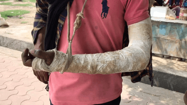 सिंगरौली: पीड़ित के साथ दबंगों ने की मारपीट थाने में सभी आरोपियों पर नहीं हुई कार्रवाई बगदरा निवासी व्यक्ति ने एसपी से लगाई फरियाद