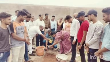 तिल्दा: सत्यनारायण अग्रवाल शासकीय कला एवं वाणिज्य महाविद्यालय कोहका नेवरा पहुंची पूर्व राज्यसभा सांसद छाया वर्मा ने किया पौधरोपण