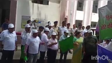 आरा: विश्व जनसंख्या दिवस पर, जिला स्वास्थ्य समिति भोजपुर के द्वारा परिवार कल्याण पखवारा के तहत साइकिल आयोजन