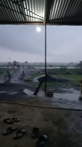 semli #agar me tej #barish
#barsat